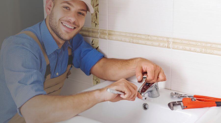 Local tankless water heater installation in Mounds, IL